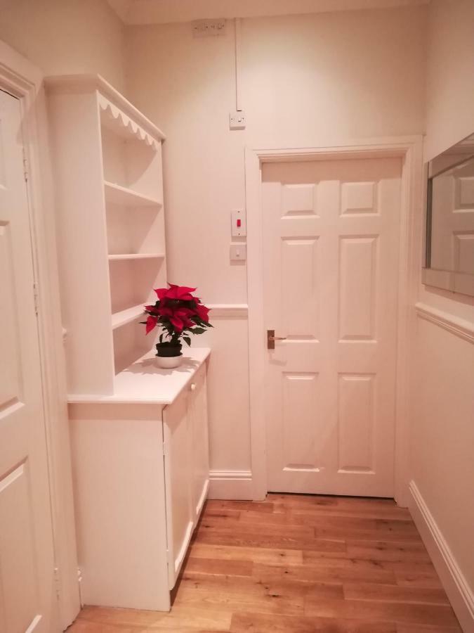 Bright And Airy, 1 Bedroom, Ground Floor Apartment, Uplands, Swansea Exteriör bild